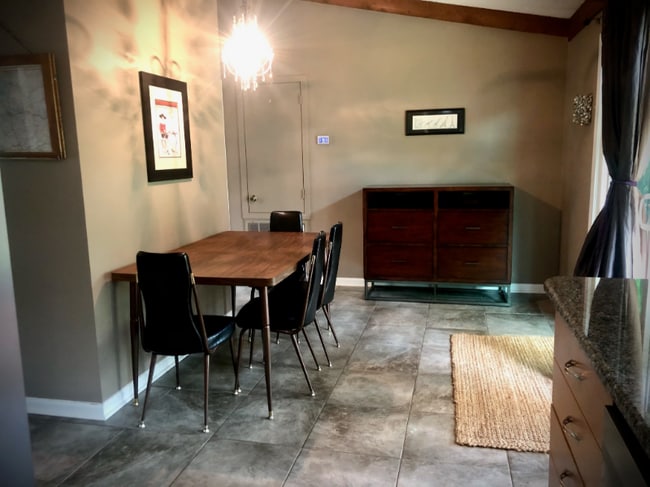 Photo - 832 Ember Lake Dr