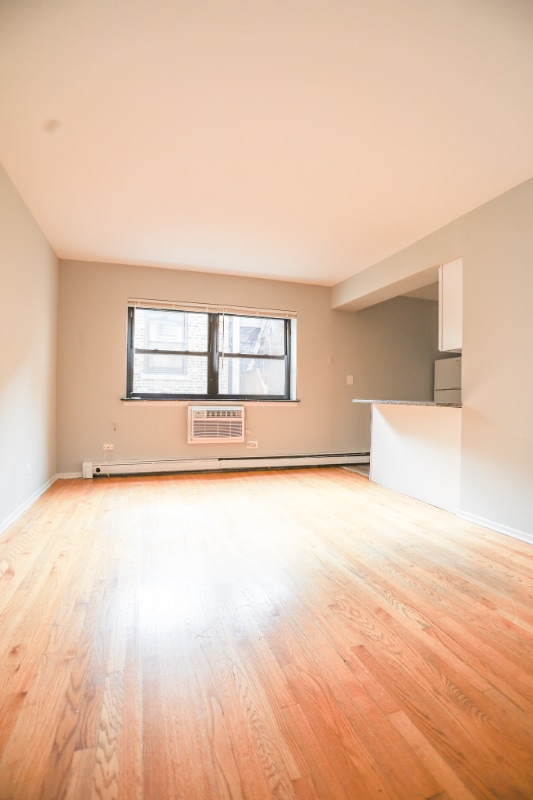 Photo - 2828 N Cambridge Ave Unit 7