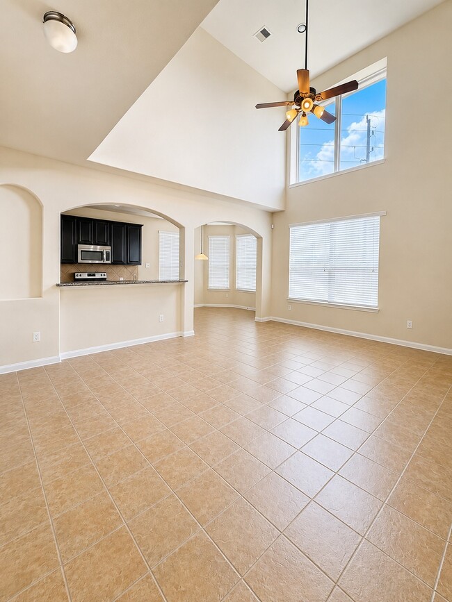 Photo - 24907 Diamond Ranch Dr
