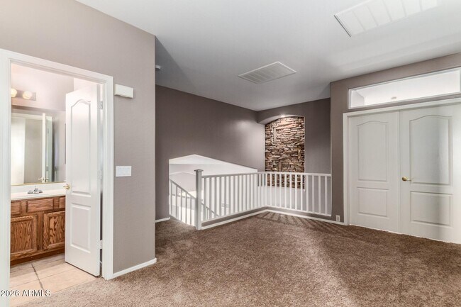 Photo - 731 W Indigo Dr