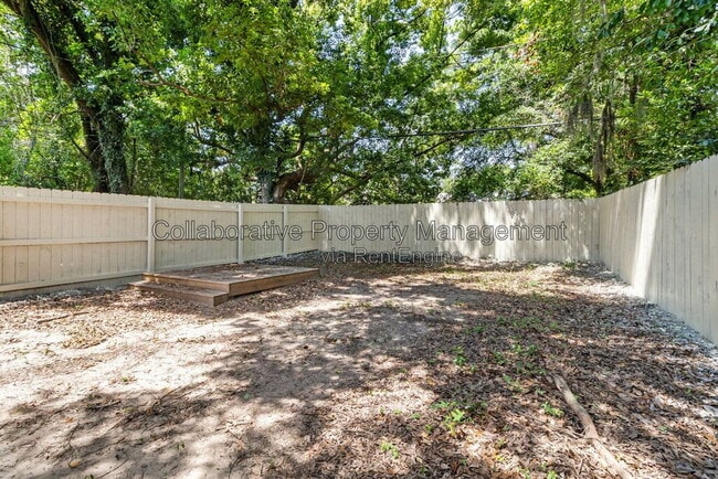 127 Hibiscus Ave