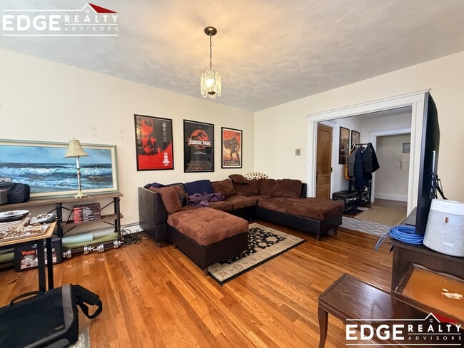 Photo - 22 Wallingford Rd Unit 3