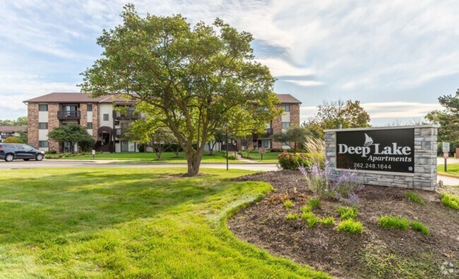 Deep Lake Hermitage - Deep Lake Hermitage Apartments