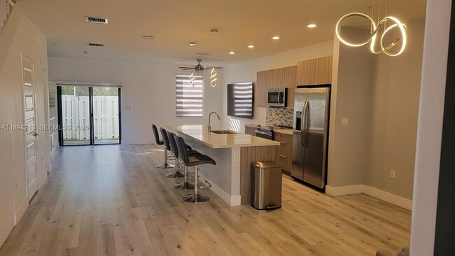 Photo - 10455 NW 82nd St Unidad 4