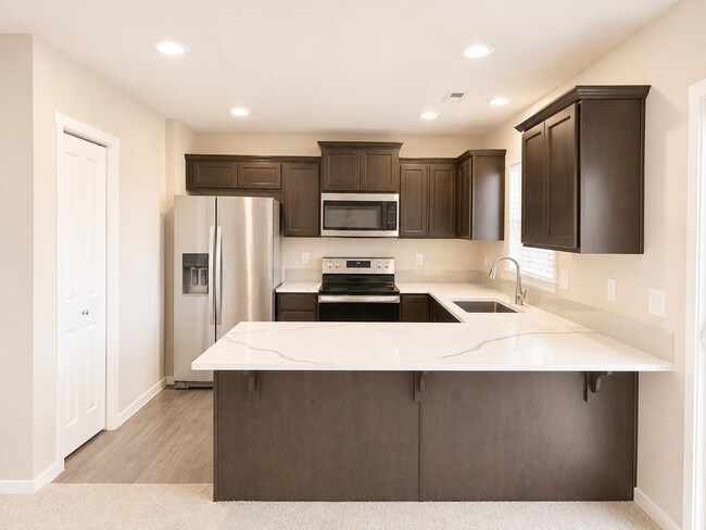 Photo - 18505 Alpine Way E