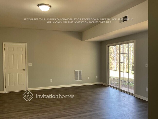 Photo - 1306 Waymar Way SW