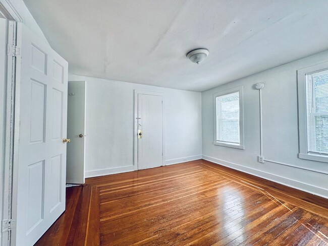 Photo - 175 Bradley St Unit 175-2