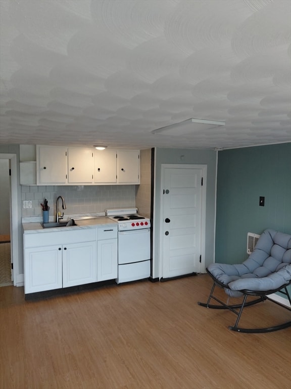 Building Photo - 549 Bennington St Unit 3B