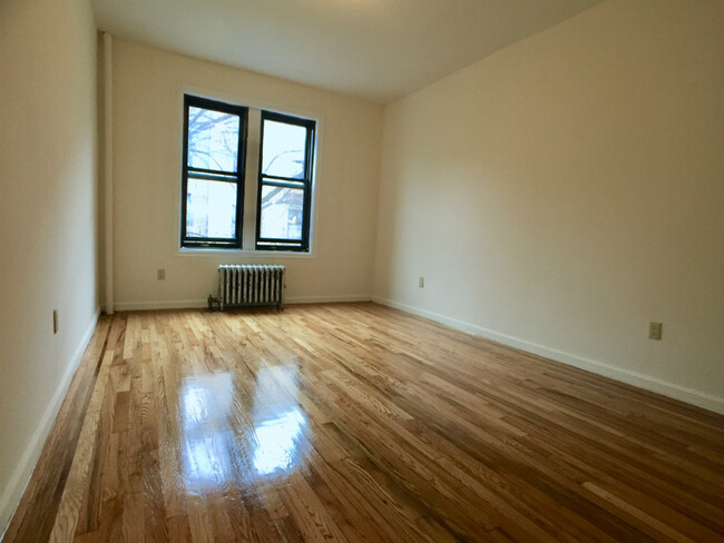 Photo - 30 Dongan Pl Apartment Unit 4L