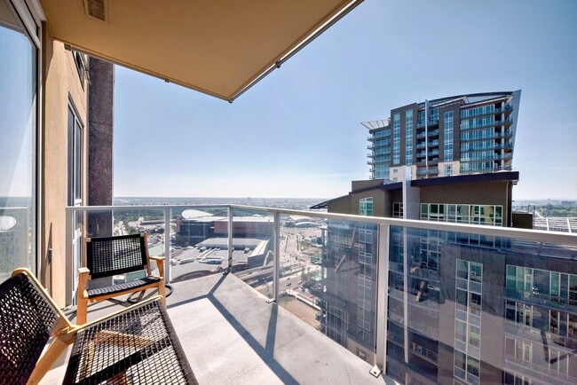 Photo - 1320-2503-1321 1st St SE