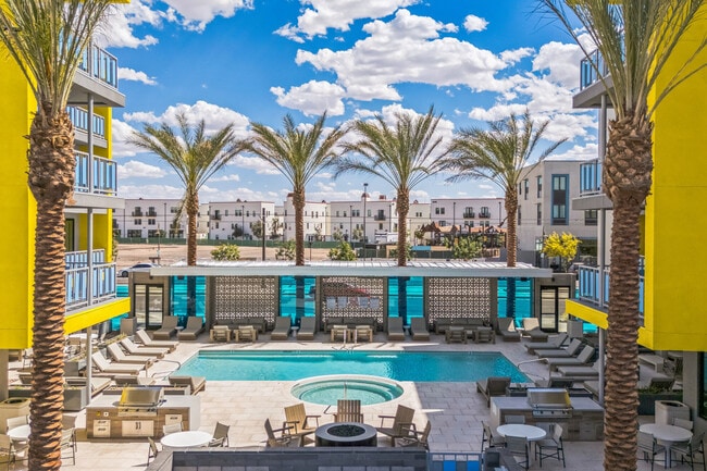 Photo - Blue Eastline