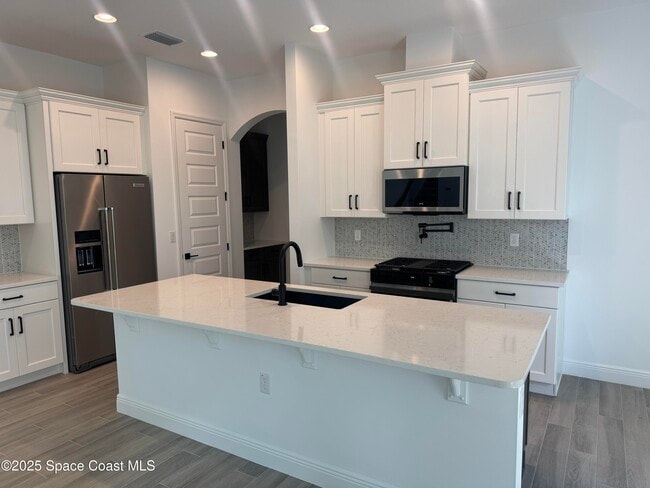 Photo - 7680 Allure Dr