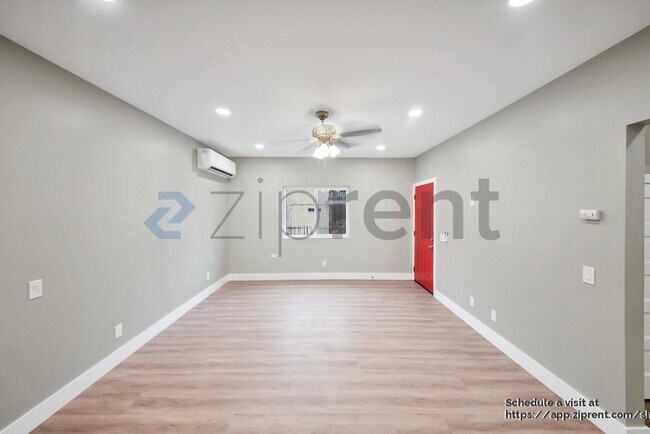 Photo - 1617 W 24th St