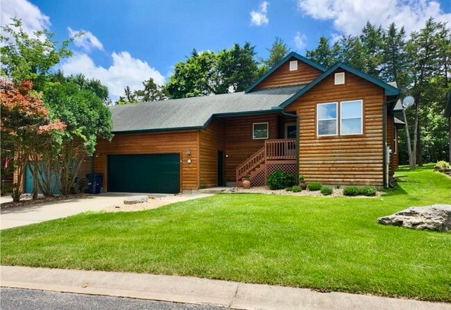 Building Photo - 207 Weiskopf Way Rental
