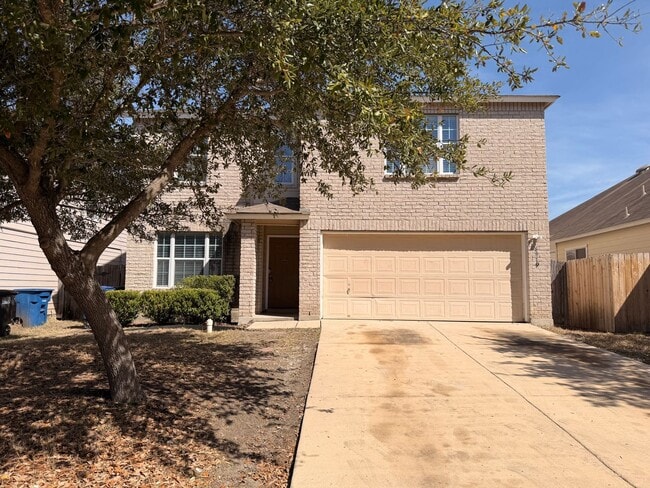 Photo - NICE 4 BEDROOM WITH EASY ACCESS TO LACKLAND AFB, SHOPPING, & SEA WORLD