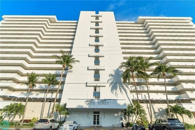 Photo - 2200 NE 33rd Ave Unidad 17C Rental