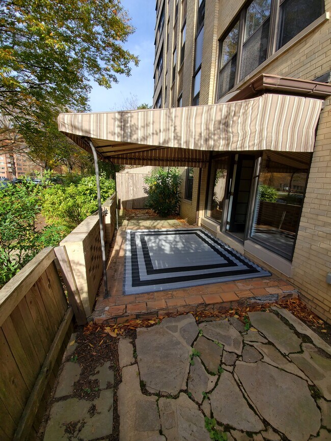Photo - 3901 Cathedral Ave NW Unit Apt. 14