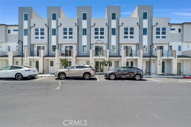 Building Photo - 1122 W Bushell St