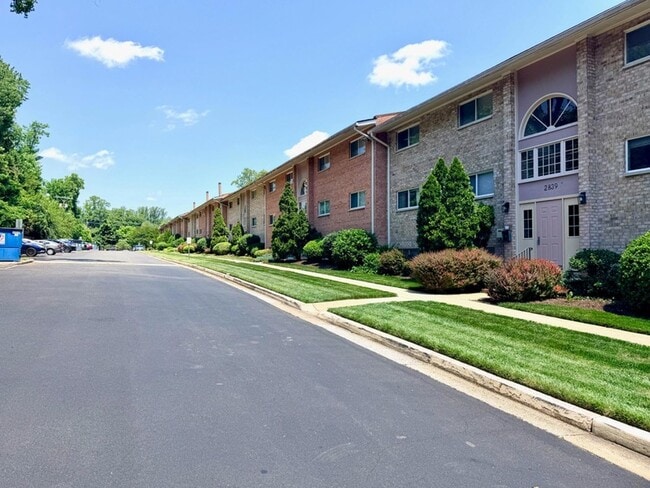Building Photo - 2839 Kalmia Lee Ct Unit A-301