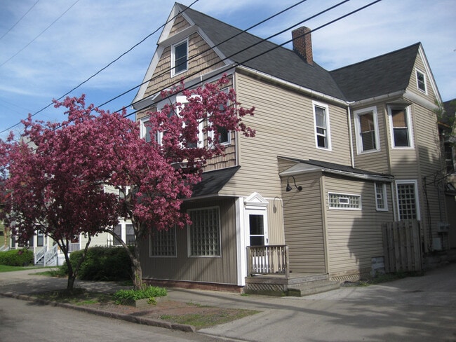 Photo - 4315 Bridge Ave Unit 1