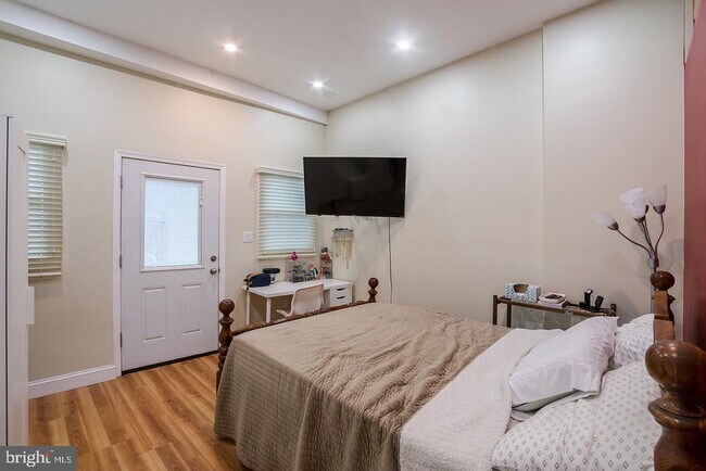 Photo - 1122 Passyunk Ave Unit 1