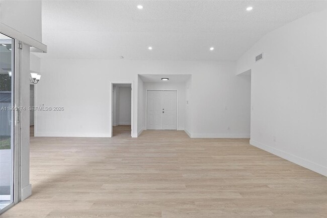 Photo - 13750 SW 282nd St