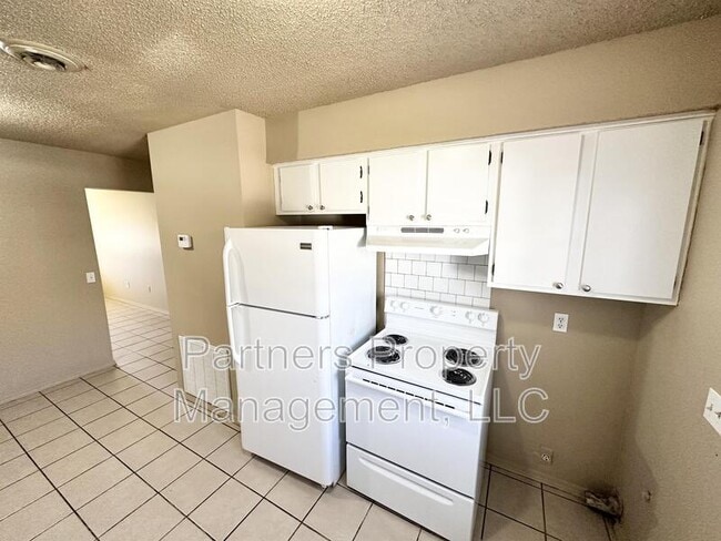 Photo - 95 N Pine Ave