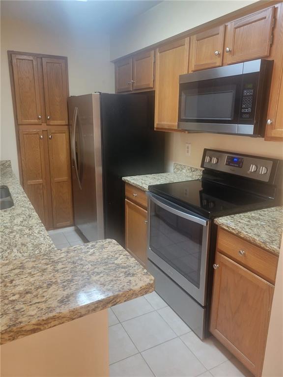 Photo - 23212 Plantation Dr NE