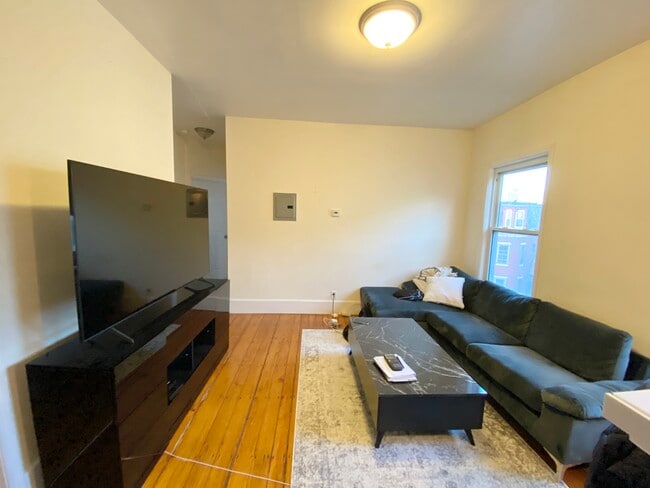 Photo - 52 Delle Ave