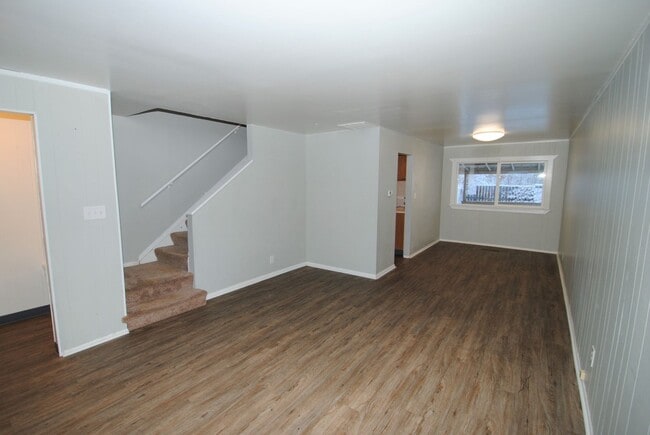 Building Photo - Lathrop St (1424/1426) Unit 1424