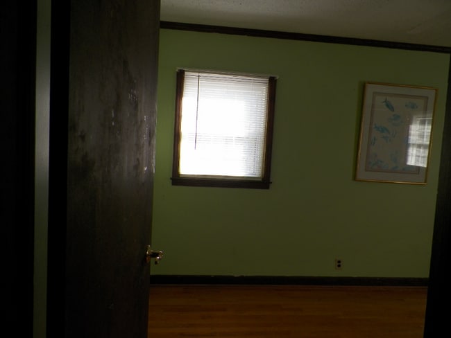 Photo - 1002 Cherry Ln