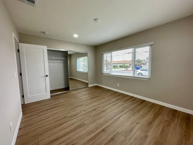 5051 Campanile Dr