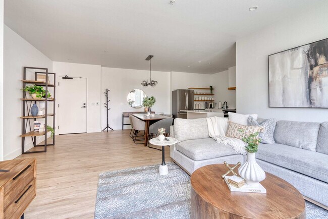 4980 N Vancouver Ave Unit SI ID1611976P