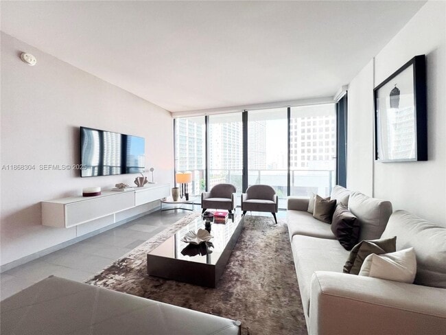 Photo - 68 SE 6th St