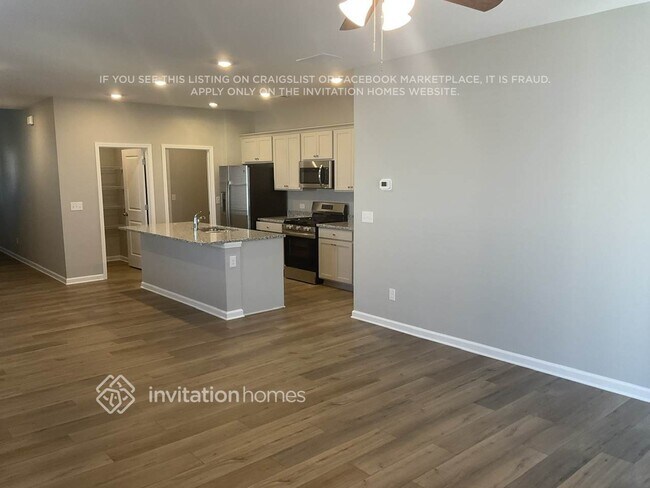 Photo - 513 Almere Dr