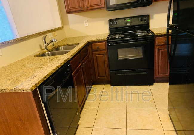 Photo - 3217 McAfee Rd