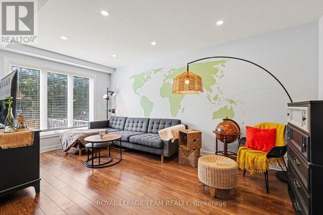 Photo - 146 Salter Crescent