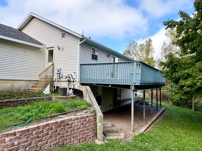 Photo - 4438 Morningside Dr SE