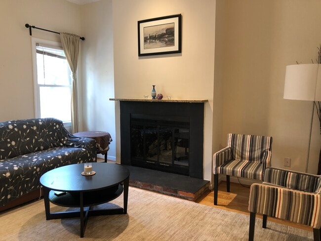 Photo - 1616 Corcoran St NW Unit 2
