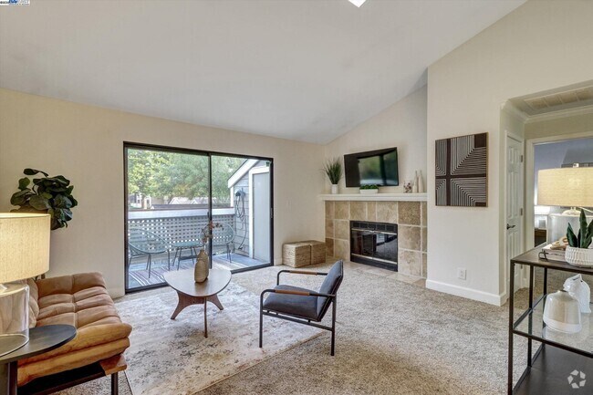 Building Photo - 130 Eastridge Dr Rental