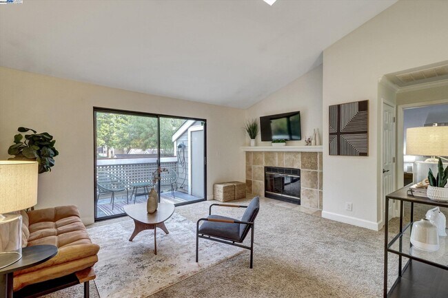 Photo - 130 Eastridge Dr Condo