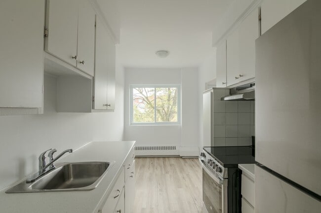 Photo - 809 Av Bloomfield