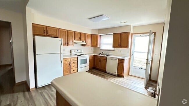 Building Photo - 428 Hill St Rental