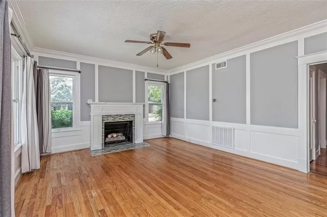 Photo - 2627 Fort Ave