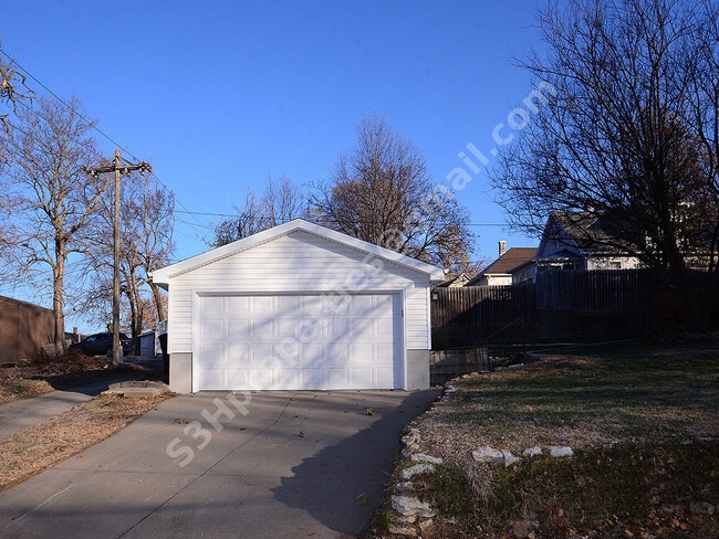 Photo - 2304 N 65th St