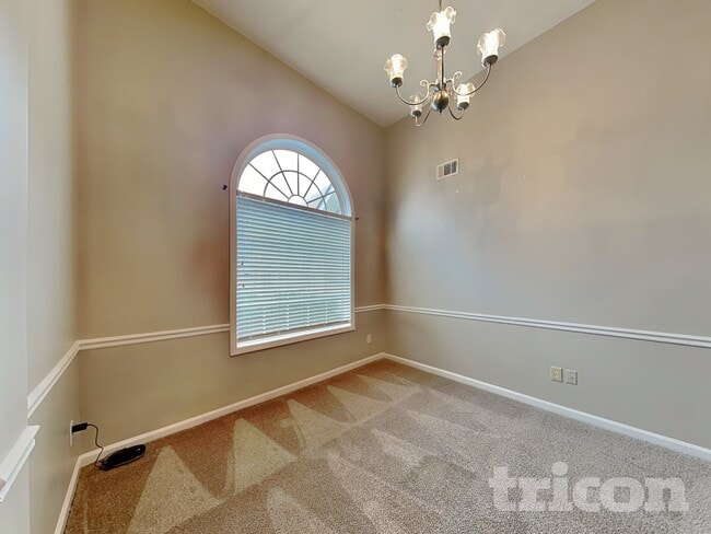 Photo - 269 Grover Turner Way