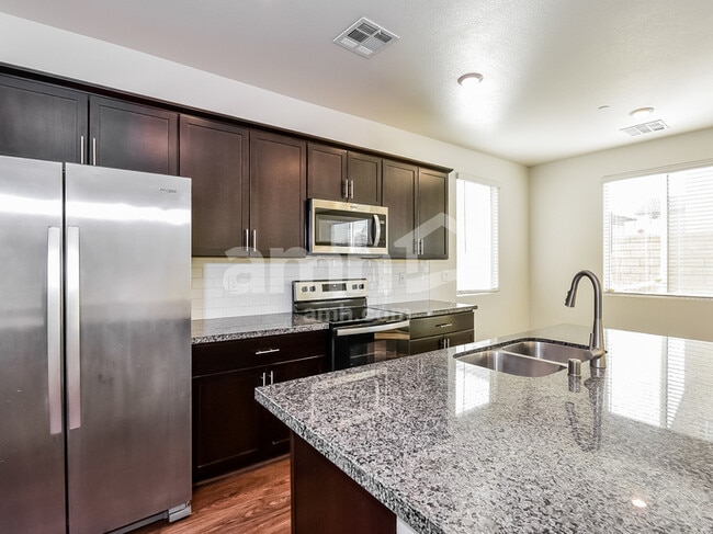 Photo - 329 Timber Kate Pl