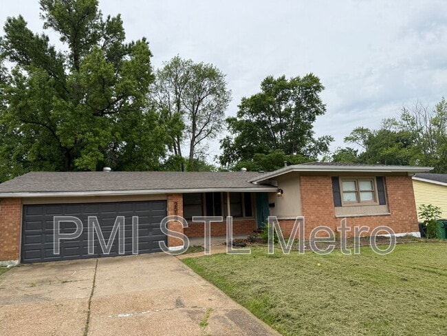 Photo - 2512 Dukeland Dr House