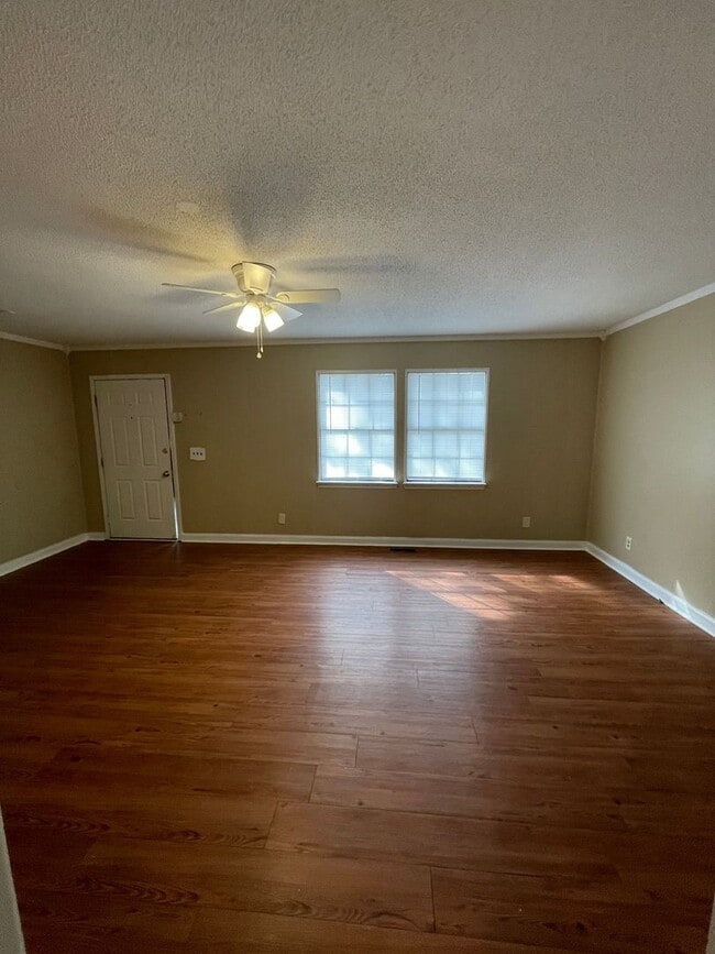 Photo - Secluded Hilltop Bungalow with Fenced Yard & Front Deck