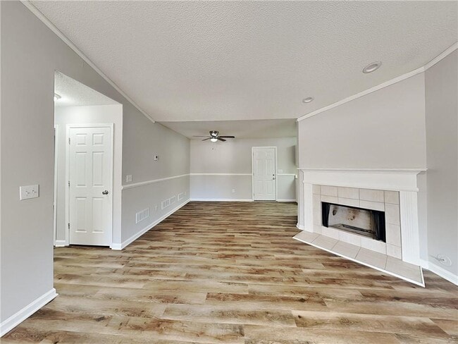 Photo - 178 Wyngate Ct